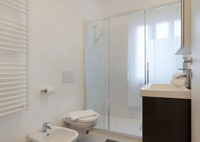 Daire Alexander's Nest